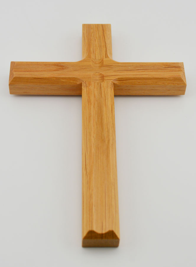 Croix en Bois Artisanale et Sculptée - 17 cm (pic 2)