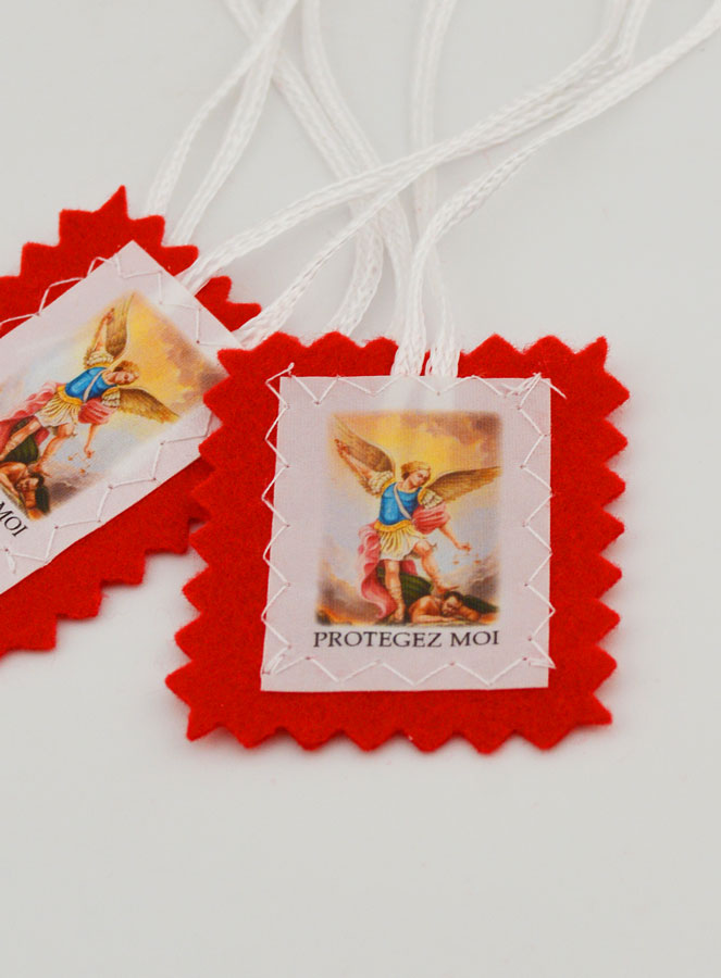Scapulaire de l'Archange Saint Michel en Tissu Rouge - 5 cm (pic 4)