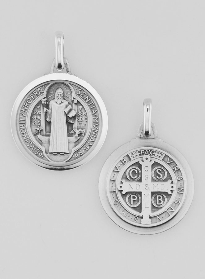 Médaille Saint Benoit en Argent Massif Bords Brillant - 18 mm (pic 1)