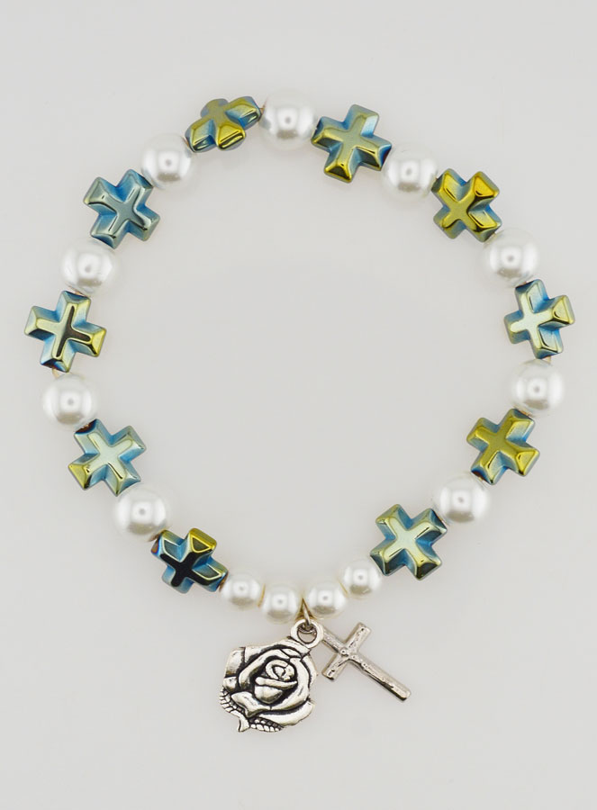 Bracelet Dizainier Perles et Croix en Nacre Verte (pic 1)