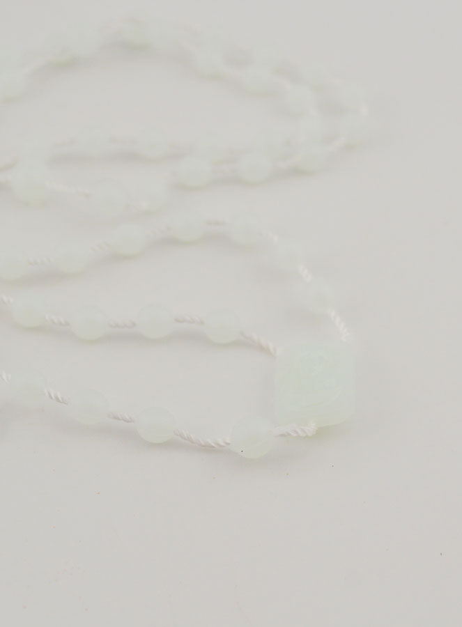 Chapelet Fluo Plastique (pic 4)