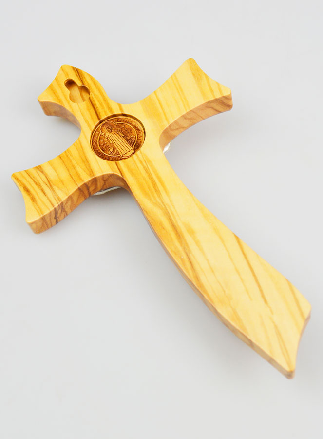 Croix de Saint Benoît en Bois d'Olivier - 18cm (pic 4)