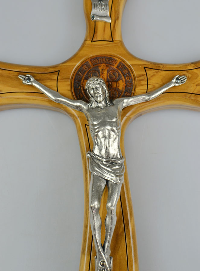 Crucifix de Saint Benoît en Bois d'Olivier - 32cm (pic 3)