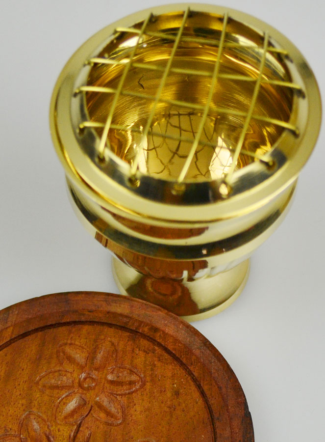 Brûle-Encens d'Église en Laiton Doré sur Socle Bois - 7cm (pic 4)