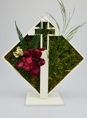 Décoration Florale Stabilisée  - Croix Bronze Blanc sur Socle (pic 1)