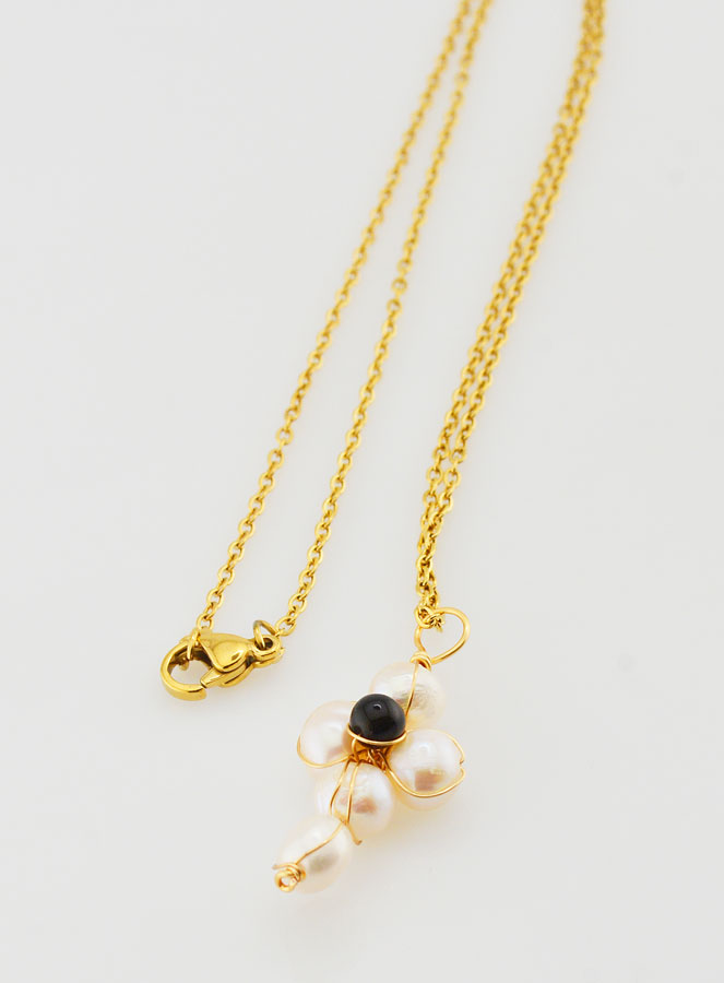Collier Religieux Croix de Nacre & Obsidienne (pic 3)