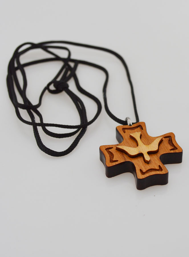 Pendentif Croix de Confirmation en Bois - Saint Esprit (pic 3)