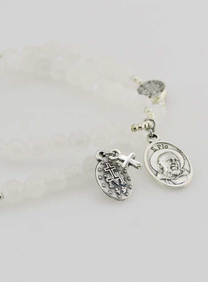 Bracelet Chapelet Pierres de Lune - St Benoît & Padre Pio (pic 4)