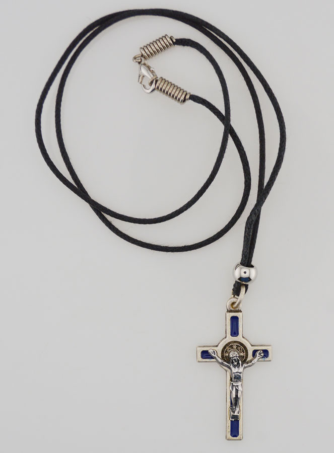 Collier Religieux Croix de Saint Benoit - Bleu (pic 2)