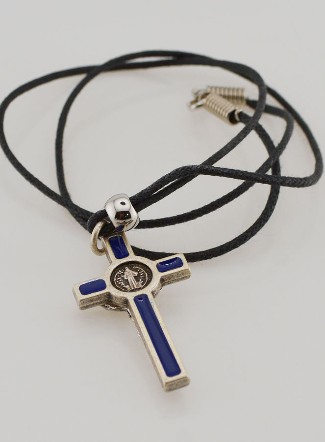 Collier Religieux Croix de Saint Benoit - Bleu (pic 4)