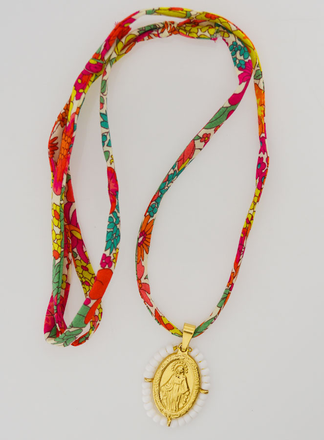 Médaille Miraculeuse Perlée - Cordon Liberty Fleuri (pic 2)