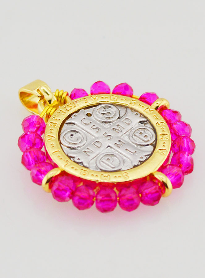 Médaille de Saint Benoît en Laiton & Verre Fuchsia (pic 3)