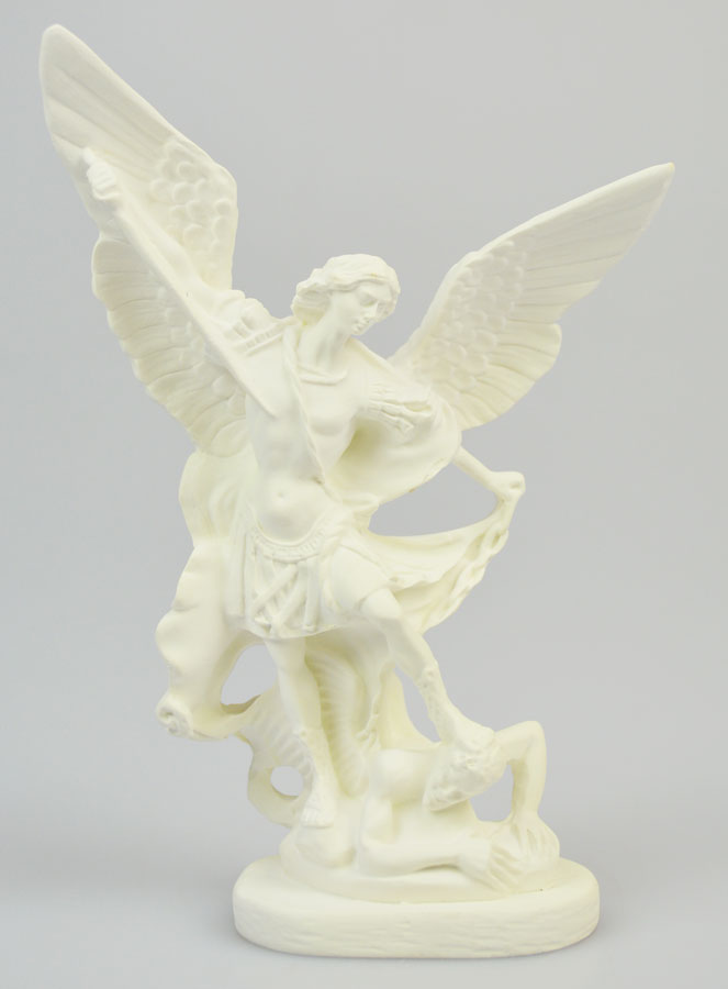 Statue de Saint Michel en Résine Phosphorescente - 15cm (pic 1)