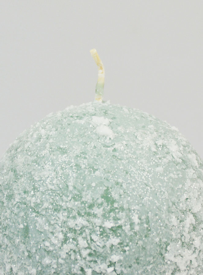 Bougie de Noël Boule Givrée 8cm - Vert (pic 3)