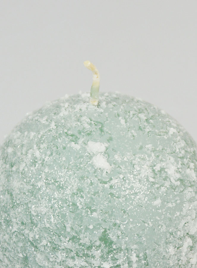 Bougie de Noël Boule Givrée 8cm - Vert (pic 4)