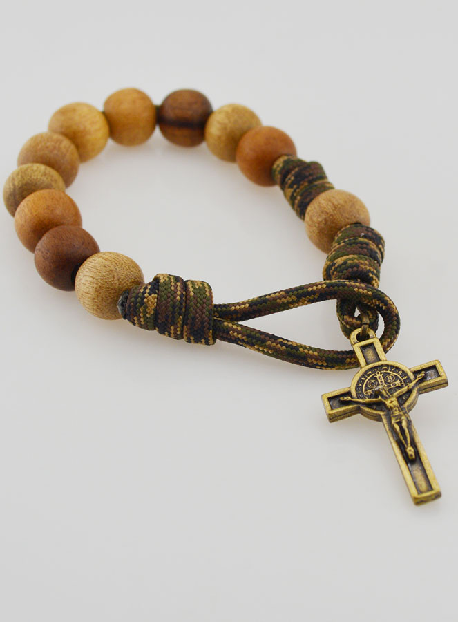 Bracelet Dizainier Gros Grains & Croix de Saint Benoit (pic 4)