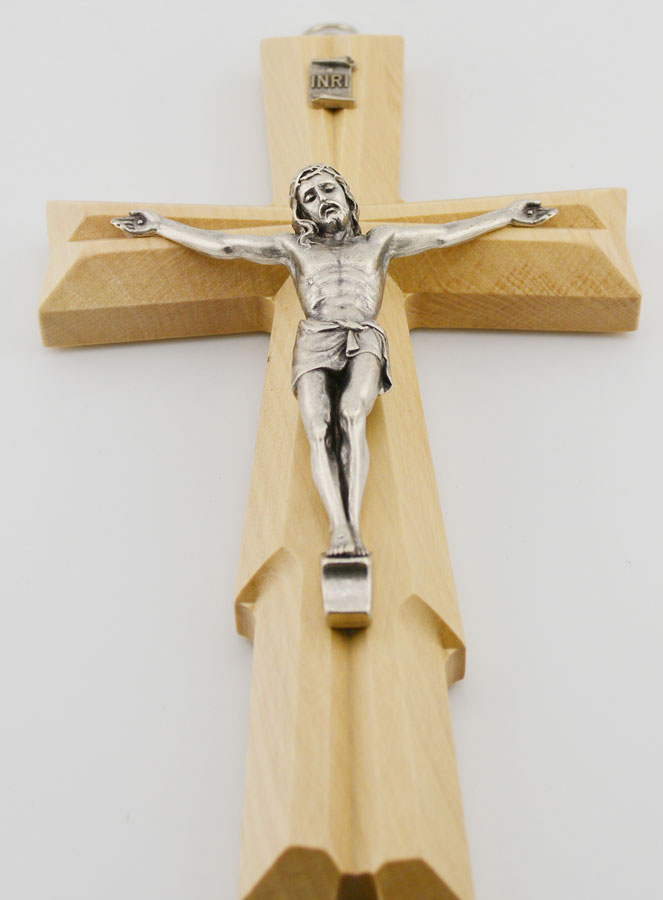 Crucifix à Suspendre en Bois Clair - 20cm (pic 2)