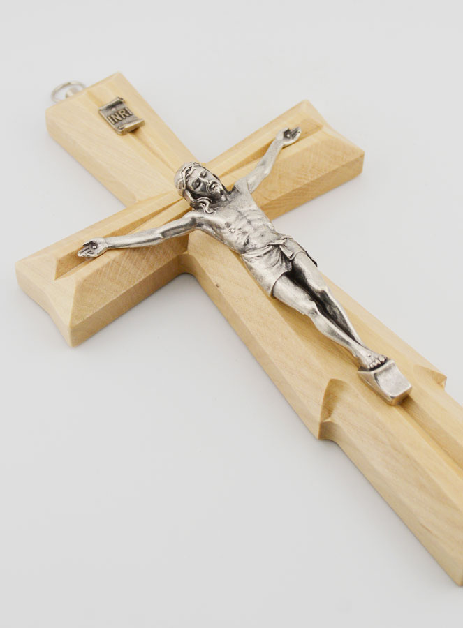 Crucifix à Suspendre en Bois Clair - 20cm (pic 3)