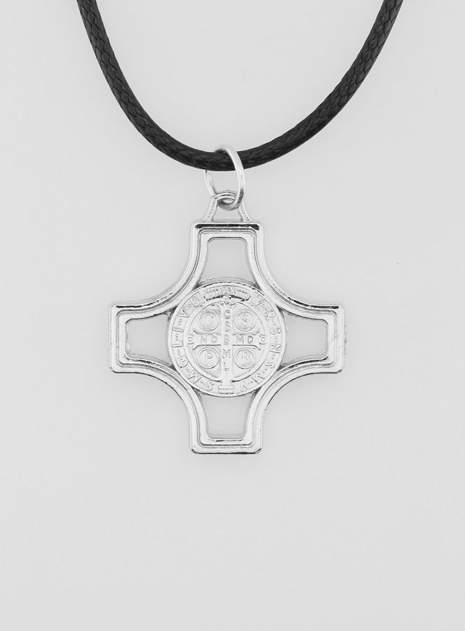 Collier de Saint Benoît (pic 3)
