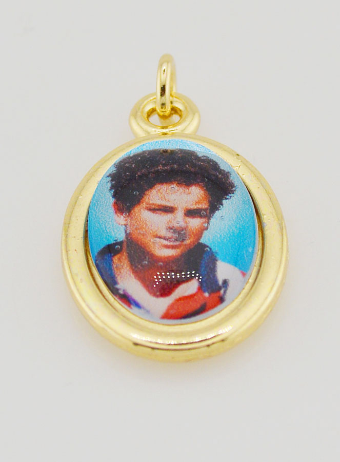 Médaille Saint Carlo Acutis Dorée - 25mm (pic 2)