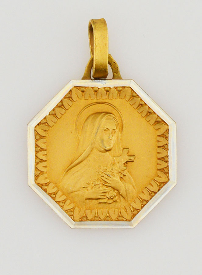 Médaille Sainte Thérèse en Plaqué Or (pic 1)