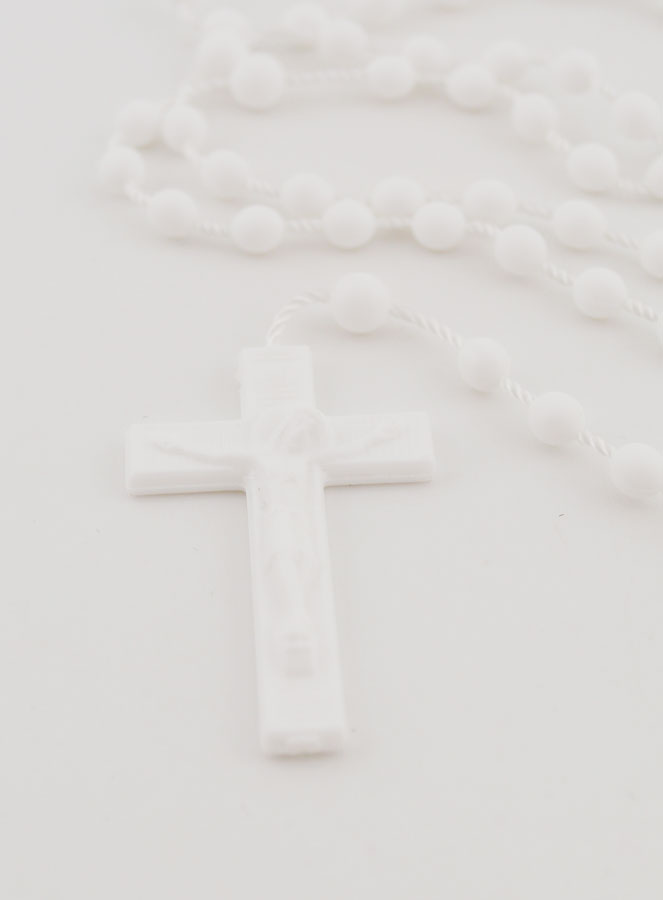 Chapelet Plastique Blanc (pic 3)