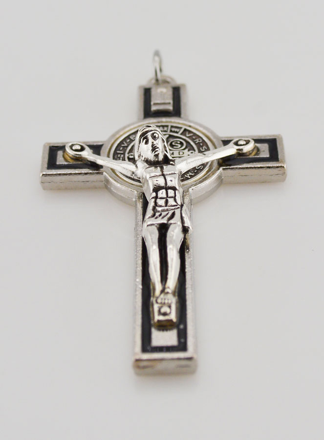 Croix Saint Benoit Noire en Métal (pic 2)