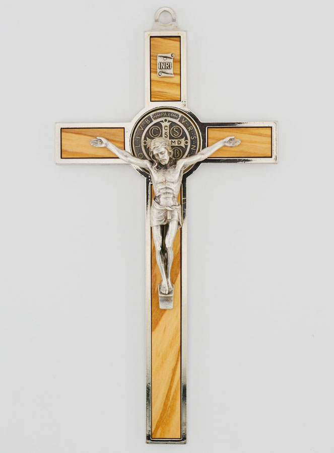 Crucifix Croix de Saint Benoit en Bois d'Olivier - 21cm (pic 1)