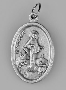 Médaille Religieuse Notre Dame de Medjugorje Argentée (pic 1)