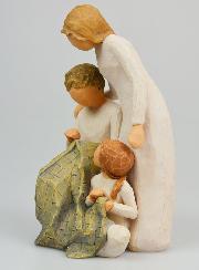 Statue Willow Tree - Sainte Famille d'Aujourd'hui - Générations