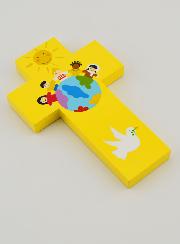 Croix en Bois Enfants du Monde Jaune - 12 cm