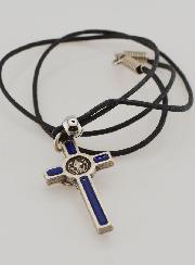 Collier Religieux Croix de Saint Benoit - Bleu