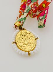 Collier Religieux Cordon Liberty Fleuri - Miraculeuse Perlée