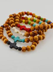 Lot de 4 de Bracelets Religieux en Bois  Avec Croix
