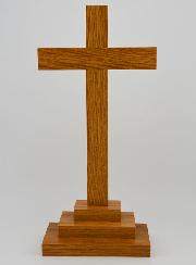 Crucifix sur Socle en Chêne Clair - 25cm