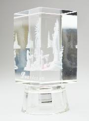 Statue Notre Dame de Lourdes en Verre