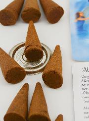 Encens Vierge Marie qui défait les Noeuds en Cones