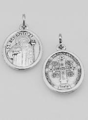 Médaille Religieuse Saint Benoît Argentée