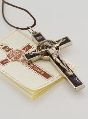 Pendentif Croix de Saint Benoit - Marron - 8cm